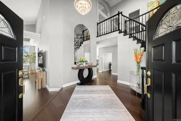 1359 Corte Alveo, Oceanside, CA 92057