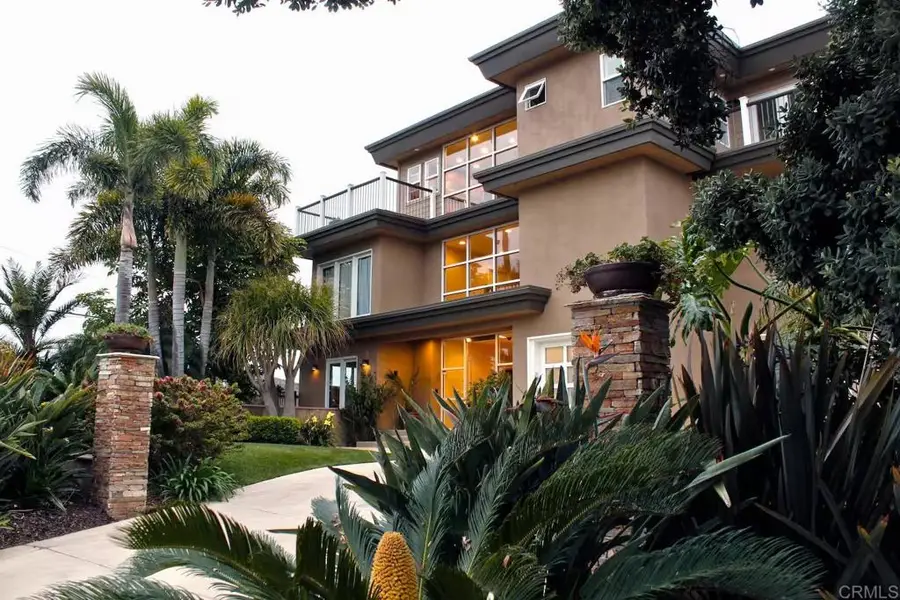 2812 Poinsettia Drive, San Diego, CA 92106 - #2