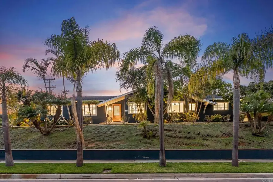 1102 Fleetridge Drive, San Diego, CA 92106 - #2