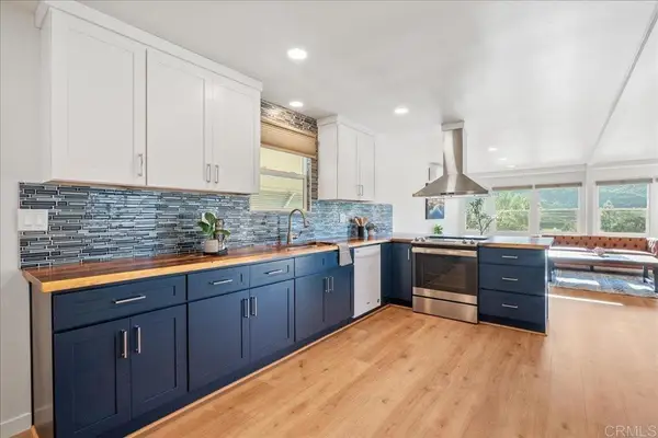 8975 Lawrence Welk Drive #SPC 195, Escondido, CA 92026
