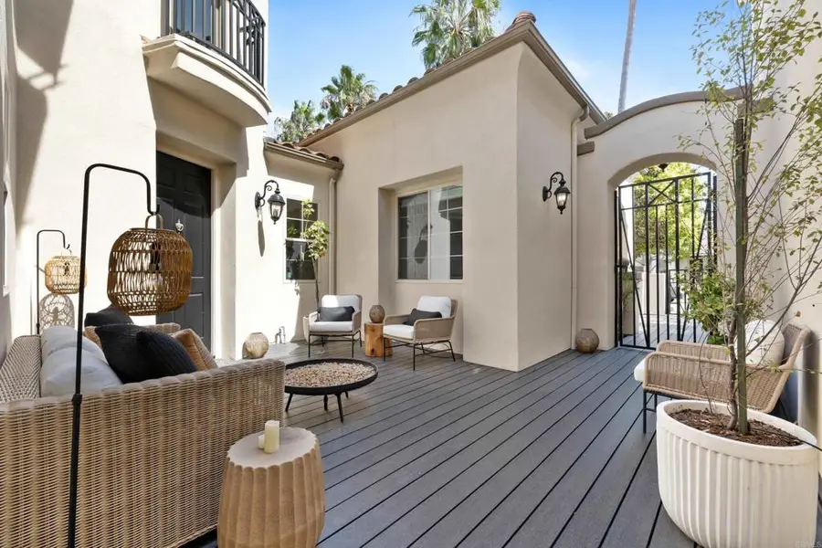 2124 Historic Decatur Rd, San Diego, CA 92106 - #3