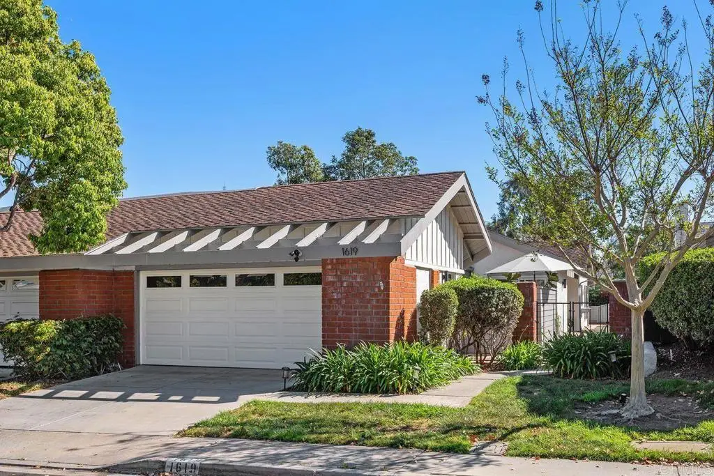 1619 Via Entrada Del Lago, San Marcos, CA 92078 - #1