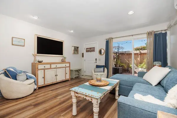 405 Requeza Street #H9, Encinitas, CA 92024