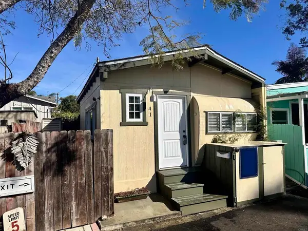 523 N Vulcan Avenue, Encinitas, CA 92024