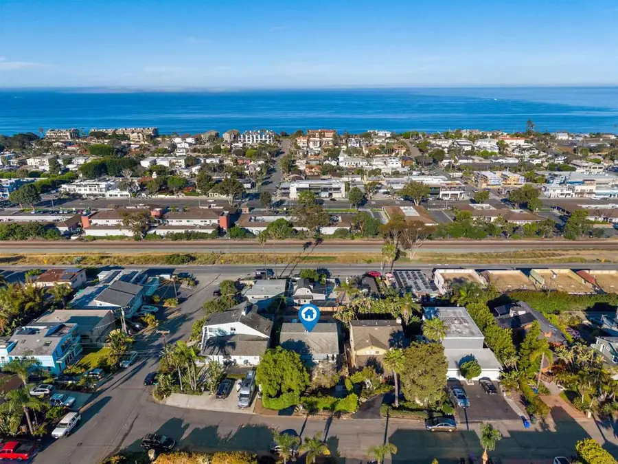 852 Dewitt Avenue, Encinitas, CA 92024 - #2