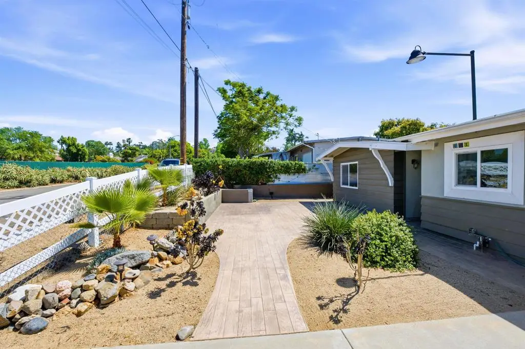 421 Hillcrest Lane, Fallbrook, CA 92028 - #1