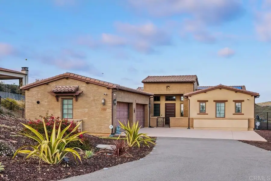 3881 Rancho Summit Drive, Encinitas, CA 92024 - #2