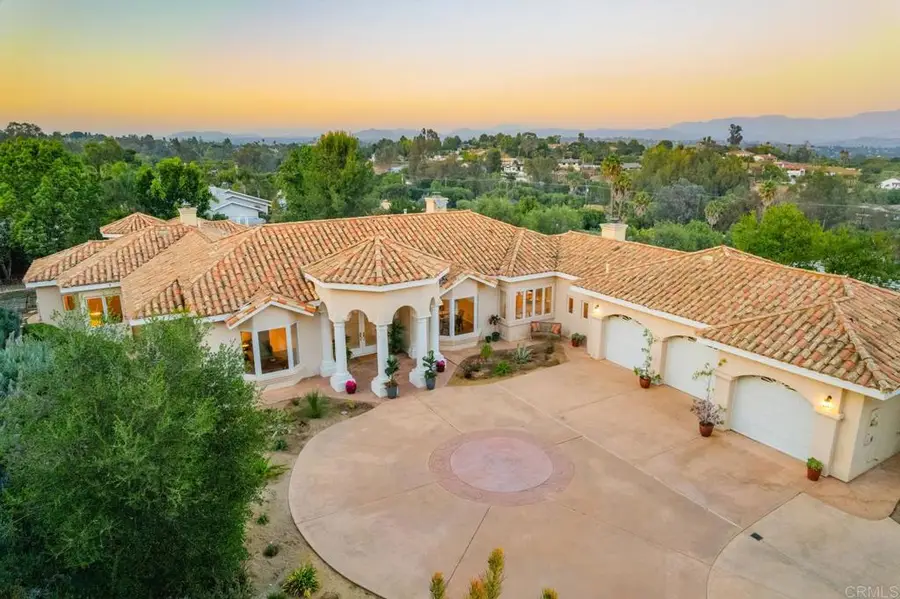 161 Lemon Grove Drive, Fallbrook, CA 92028 - #2