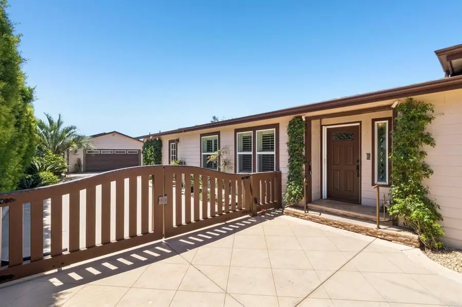 1863 Alessandro Trail, Vista, CA 92084 - #2