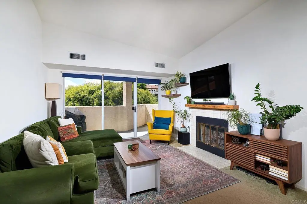 7027 Camino Degrazia #210, San Diego, CA 92111 - #1