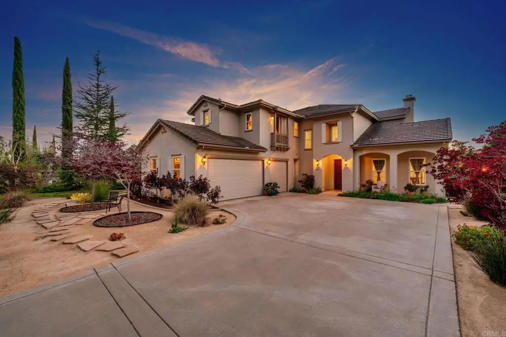 1545 Loch Ness Drive, Fallbrook, CA 92028 - #1