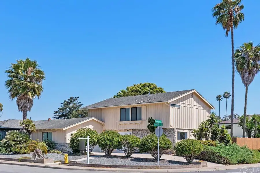 3211 Mercer Lane, San Diego, CA 92122 - #2