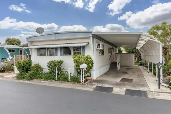 1010 E Bobier Drive #151, Vista, CA 92084