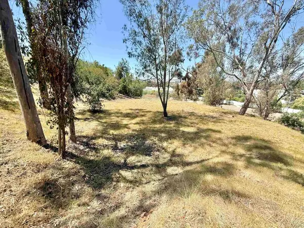 Mission Avenue, Oceanside, CA 92057