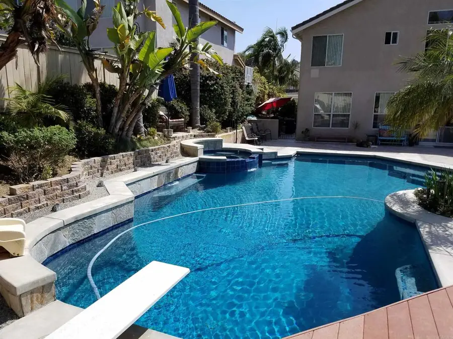 1418 Woodhaven Drive, Oceanside, CA 92056 - #2