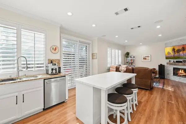 3033 Rancho La Presa, Carlsbad, CA 92009