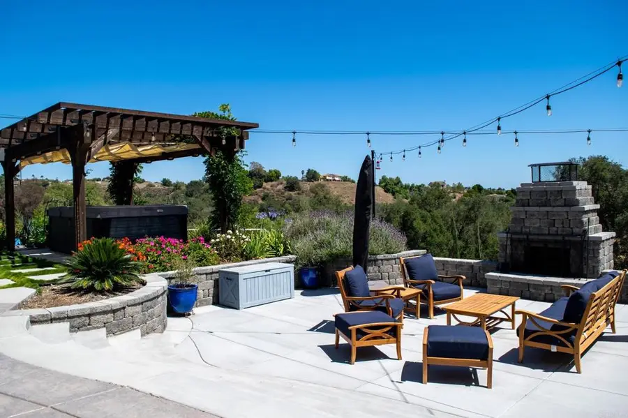 2521 Ralls Street, Fallbrook, CA 92028 - #3