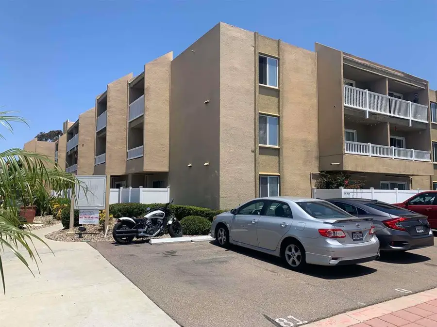 3030 Suncrest Dr. #209, San Diego, CA 92116 - #2