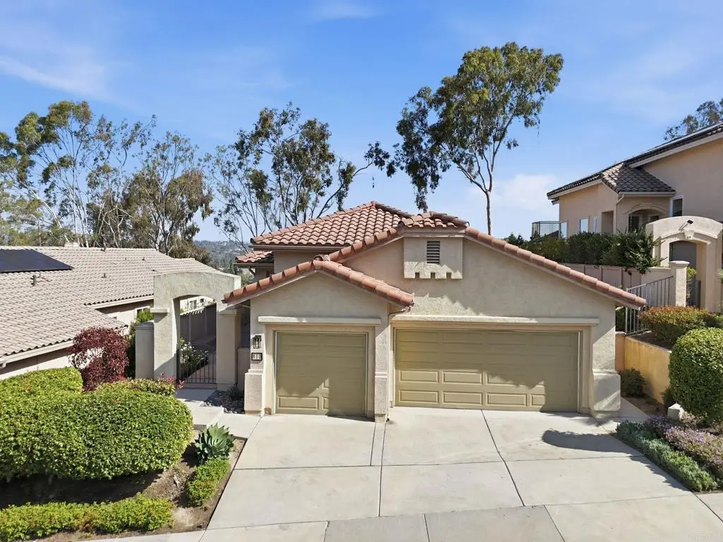 810 Calle Montera, Escondido, CA 92025 - #1