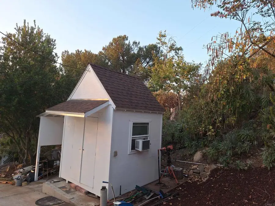 1640 Ojeda Road, Vista, CA 92084 - #2