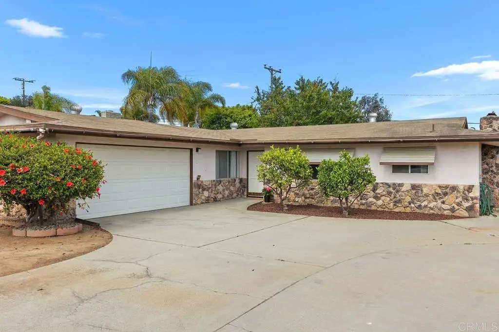1035 Knoll Park Lane, Fallbrook, CA 92028 - #1