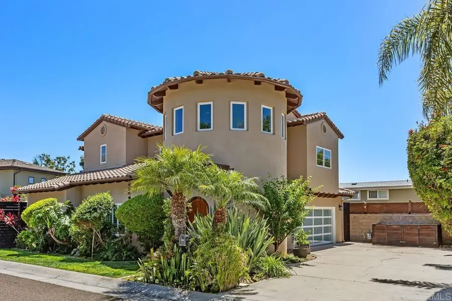 213 Hillcrest Dr., Encinitas, CA 92024 - #2