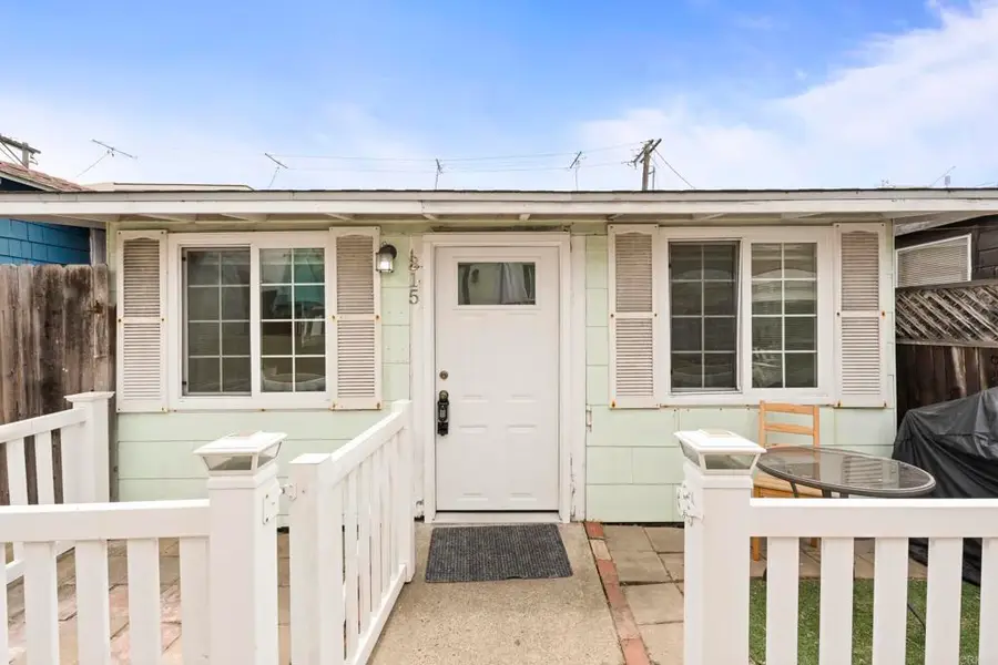 815 Pismo Court, San Diego, CA 92109 - #2