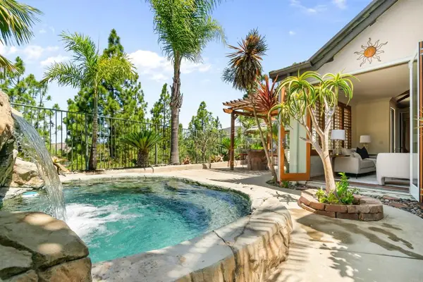 1470 Golden Sunset Dr, San Marcos, CA 92078