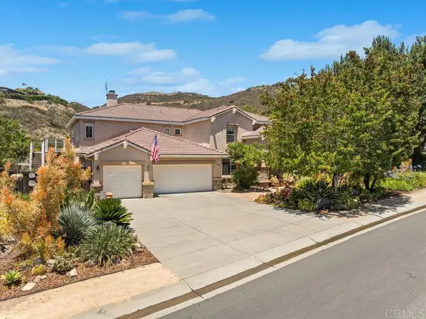 2494 San Clemente Avenue, Vista, CA 92084