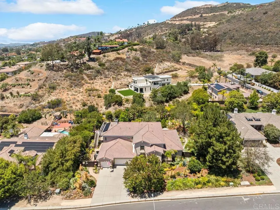 2494 San Clemente Avenue, Vista, CA 92084 - #2