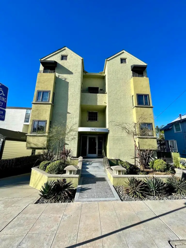 2442 Union Street #2N 2S, San Diego, CA 92101 - #3