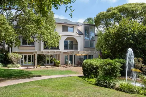 4020 Layang Layang Circle #B, Carlsbad, CA 92008