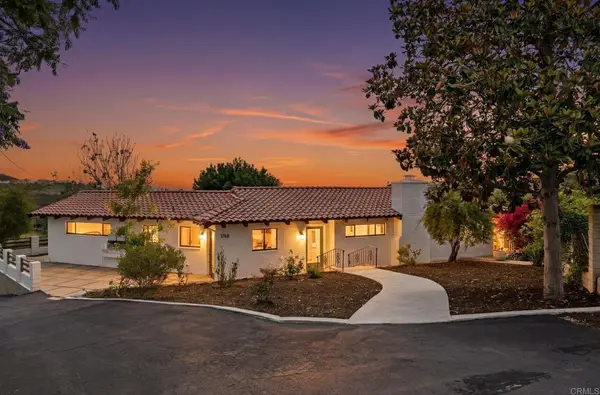 1765 Robinhood Road, Vista, CA 92084