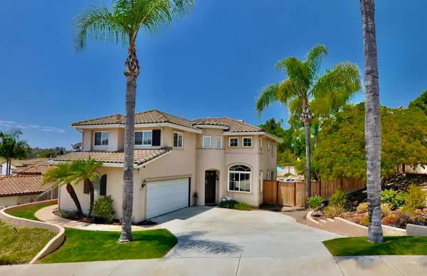 1015 Via Reata, Vista, CA 92081