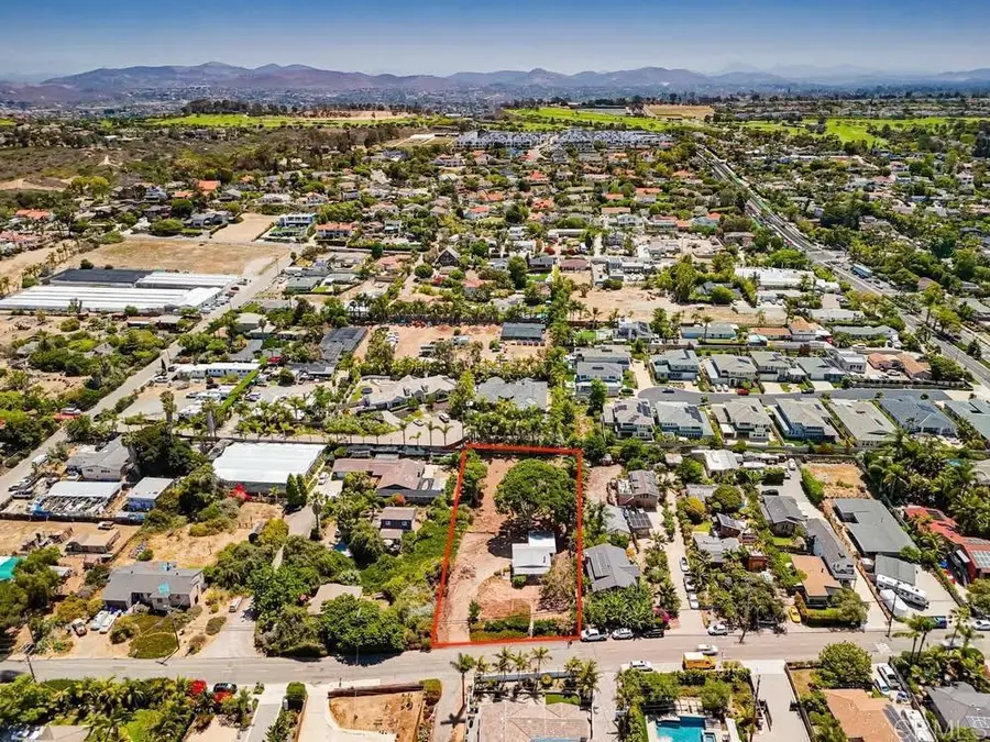 975 Urania Avenue, Encinitas, CA 92024 - #2