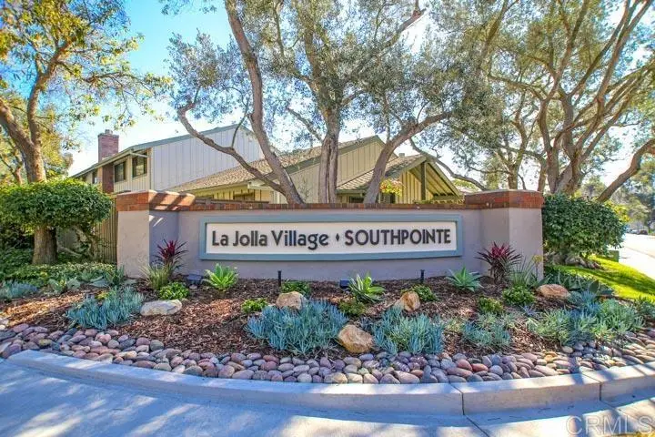 8210 Caminito Modena, La Jolla, CA 92037 - #2