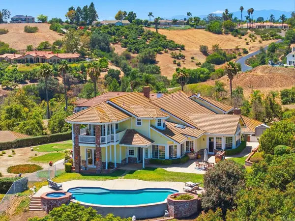 2292 Dos Lomas, Fallbrook, CA 92028