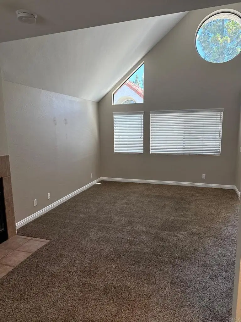 11820 Camanito Ronaldo #220, San Diego, CA 92128 - #2