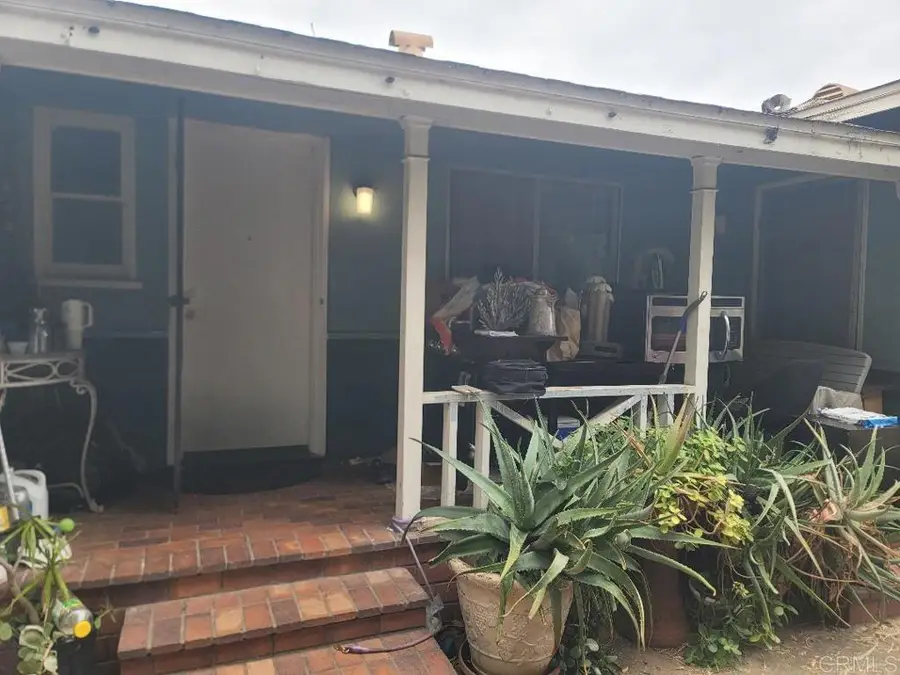 1619 Foothll Dr., Vista, CA 92084 - #3