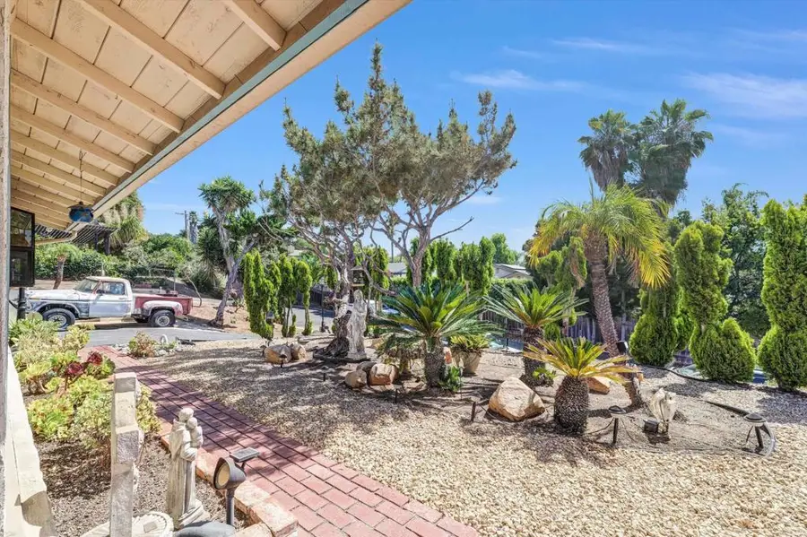 1154 Monte Vista Dr, Vista, CA 92084 - #3