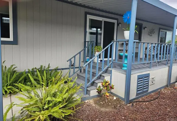 276 N El Camino Real #104, Oceanside, CA 92058