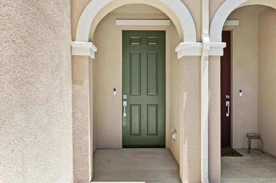 3171 Linwood St, Vista, CA 92081 - #2