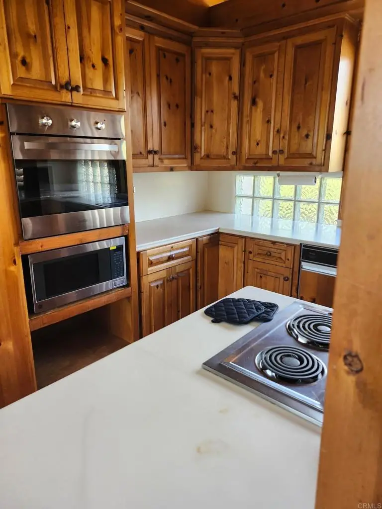 231 S Stage Coach Lane, Fallbrook, CA 92028 - #3