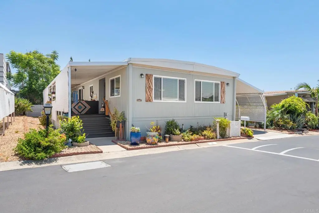 1010 E Bobier #17, Vista, CA 92084 - #1