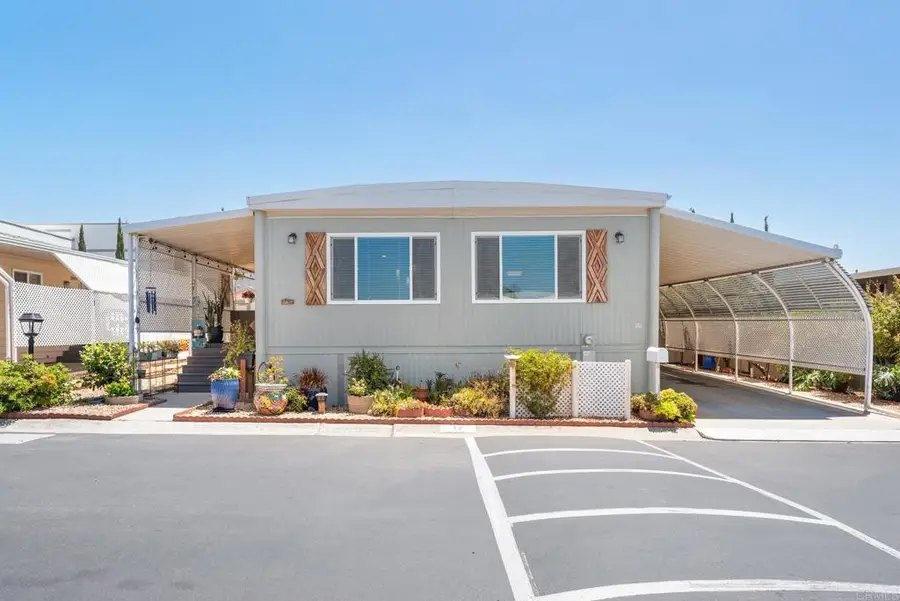 1010 E Bobier #17, Vista, CA 92084 - #3