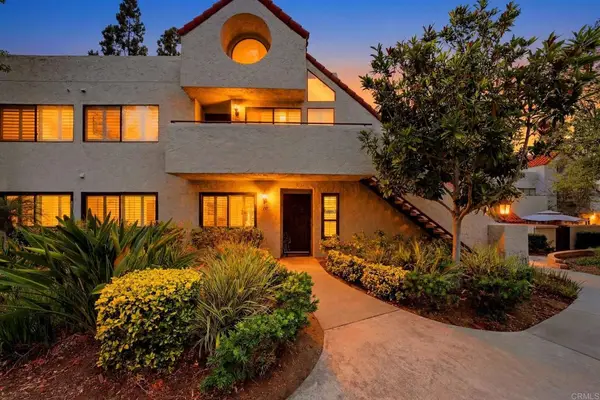 11870 Caminito Ronaldo #137, San Diego, CA 92128