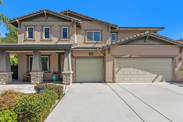 28292 Meadow Glen Way W, Escondido, CA 92026