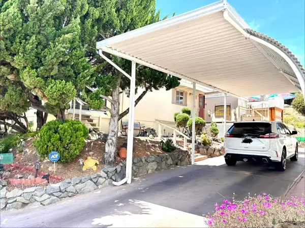 955 Howard #28, Escondido, CA 92029
