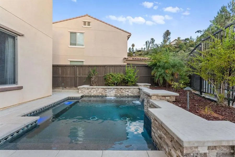 261 Flores Lane, Vista, CA 92083 - #3