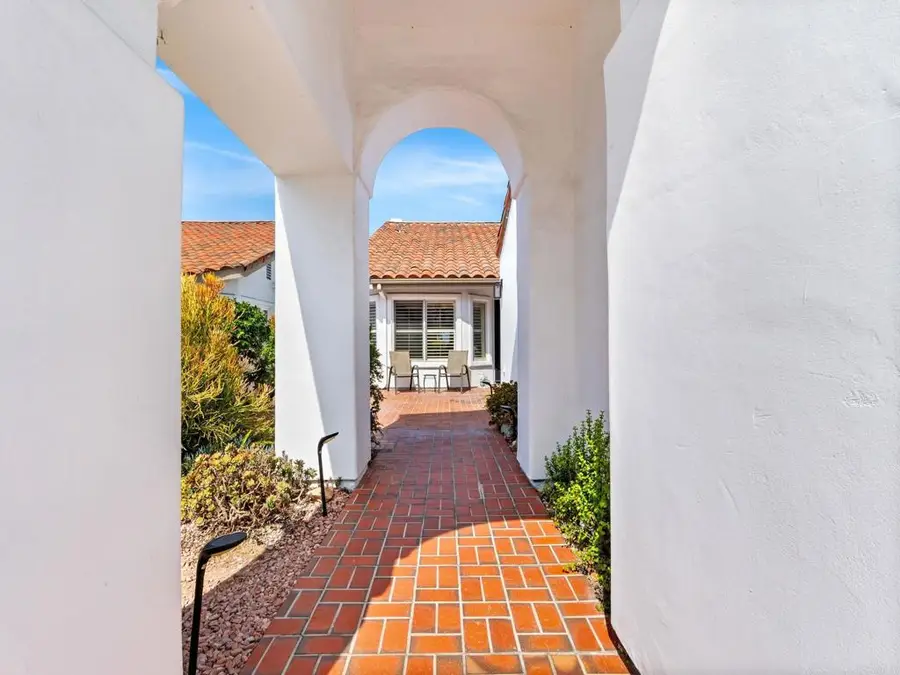 4564 Cordoba Way, Oceanside, CA 92056 - #3